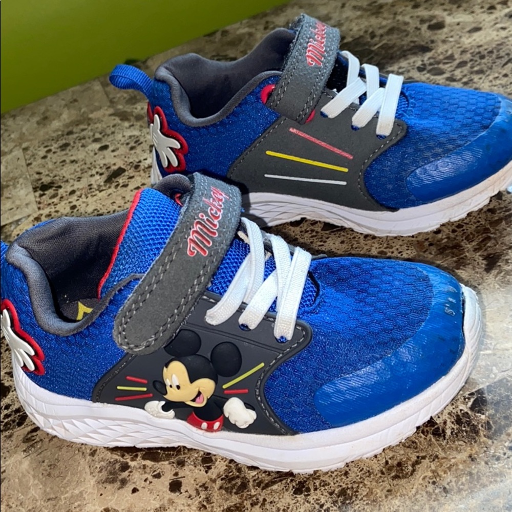 Toddler shoes